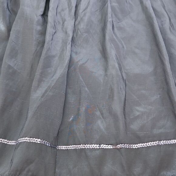 Chic Gray A-Line Skirt with Full Silhouette - Picture 14 of 16